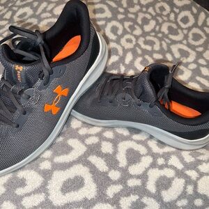Men’s Under Armor size 11